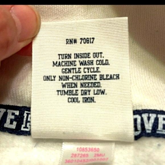 Victoria Secrets pullover hoodie. - Picture 9 of 9